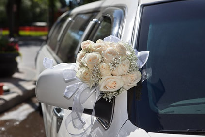 Limo Service Mississauga wedding transportation and valet Ontario